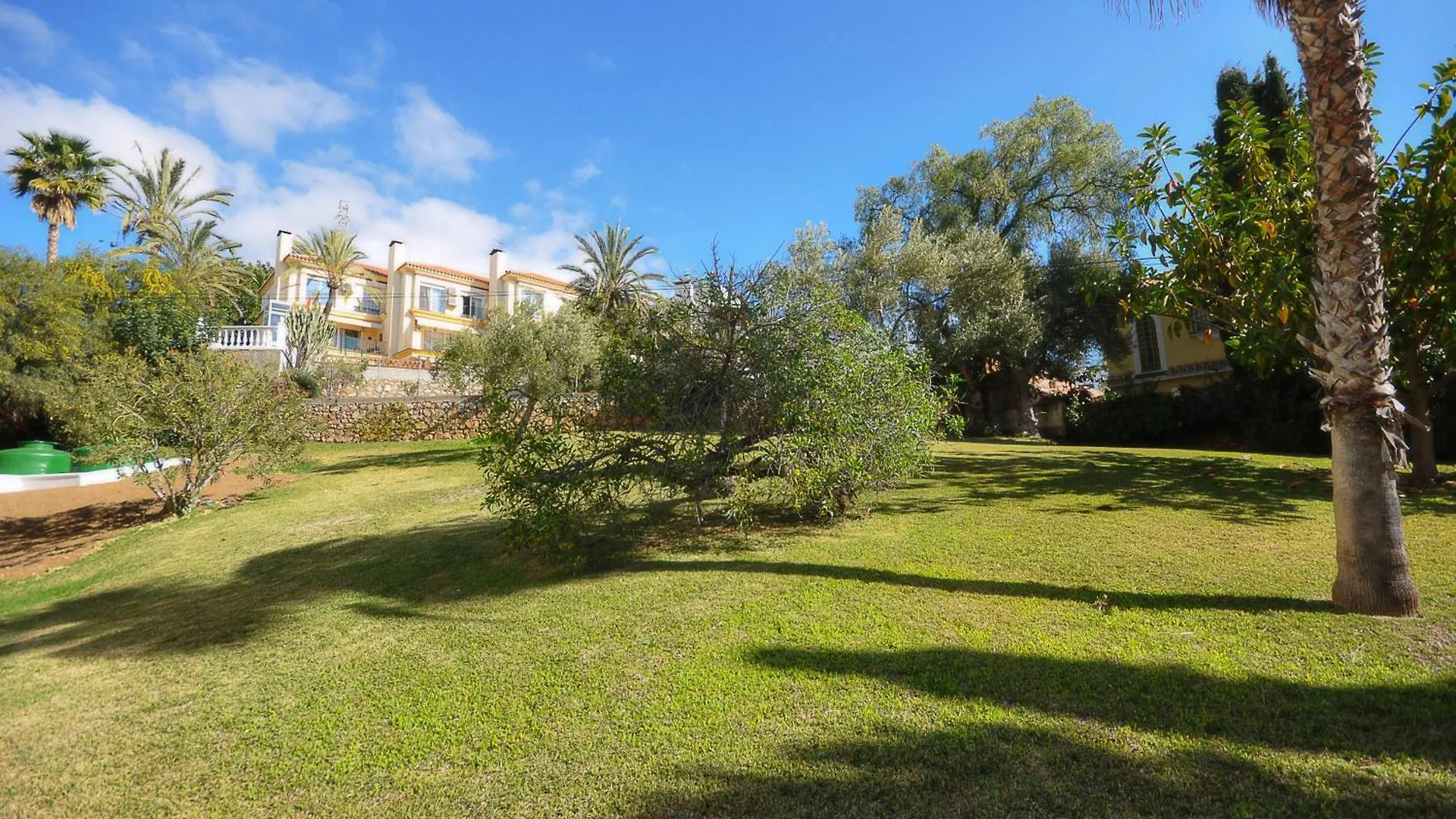 Bajo La Cala Del Moral Apartment