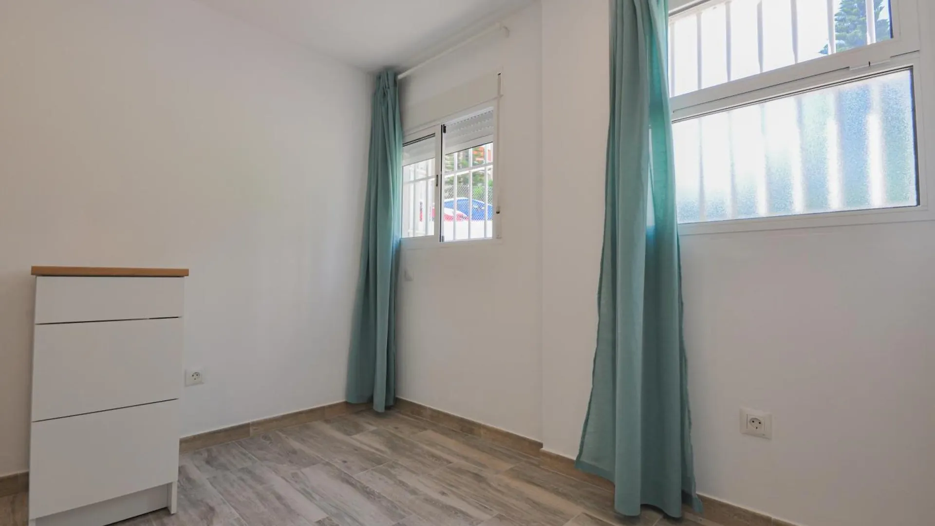 Bajo La Cala Del Moral Apartment