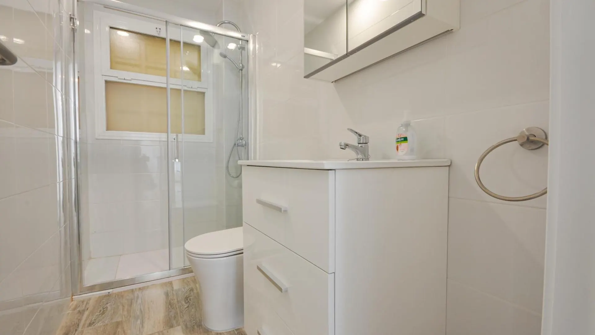 Bajo La Cala Del Moral Apartment